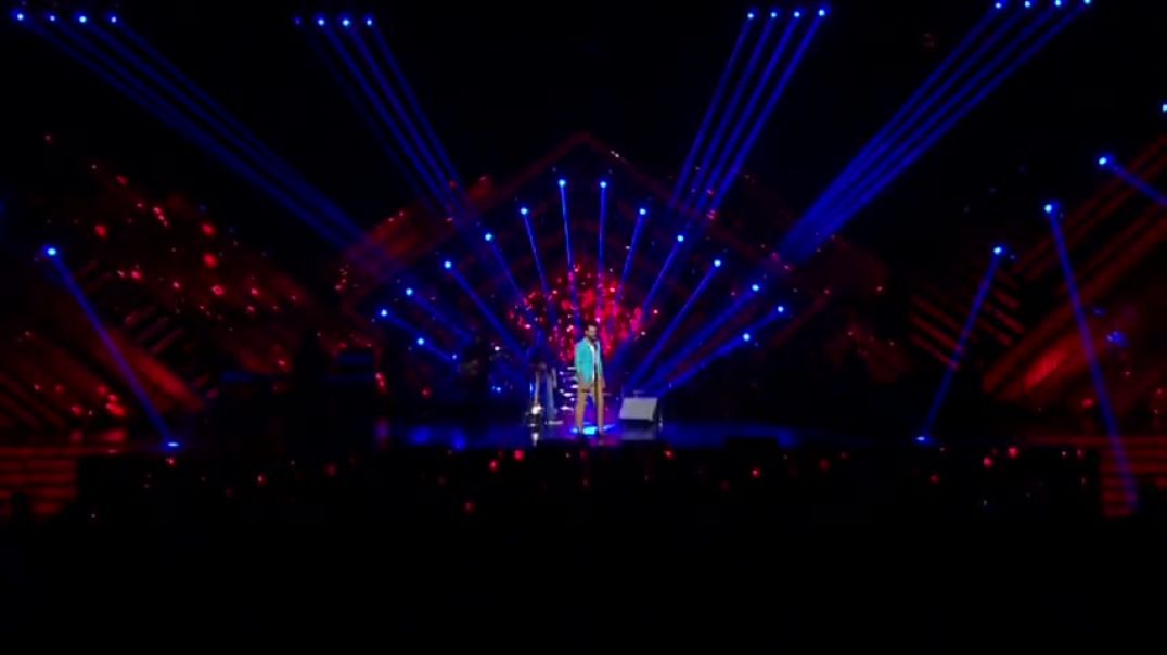 Atif Aslam performs at GIMA Awards 2015